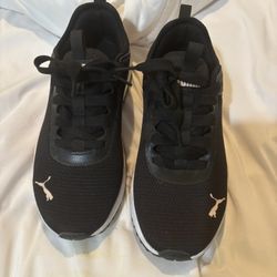 Puma Tennis Shoes 