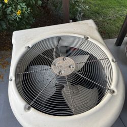 Pentair UltraTemp 140 Pool Heat Pump – $3,000 OBO