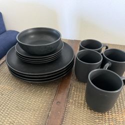 Heavy Dish Set