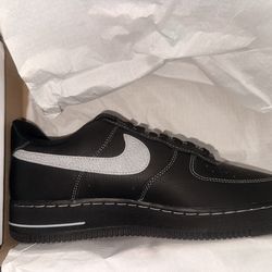 Black Nike Air Force