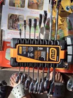 Gearwrench 8 piece ratcheting wrenches