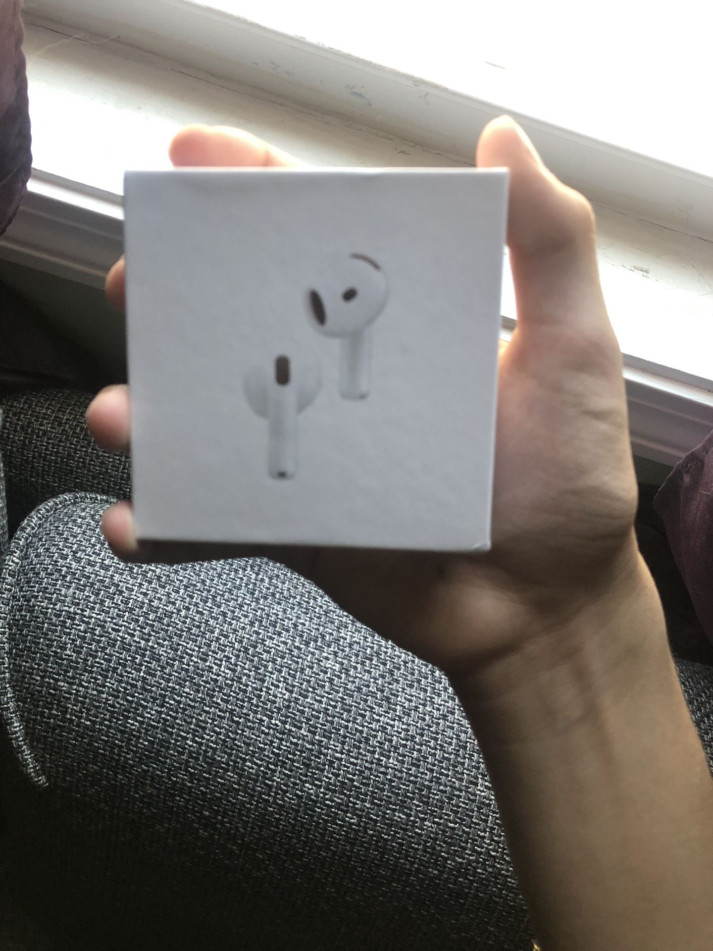 AirPod Gen 4 (Active Noise Cancellation)