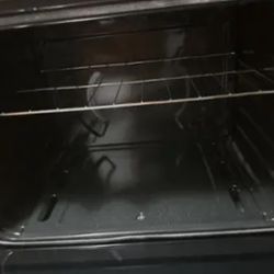 Amana - 5.1 Cu. Ft. Freestanding Gas Range with Bake Assist Temps - Stainless Steel