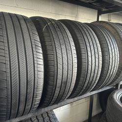 SET OF TIRE 235 55 19 MICHELIN 85% LIFE