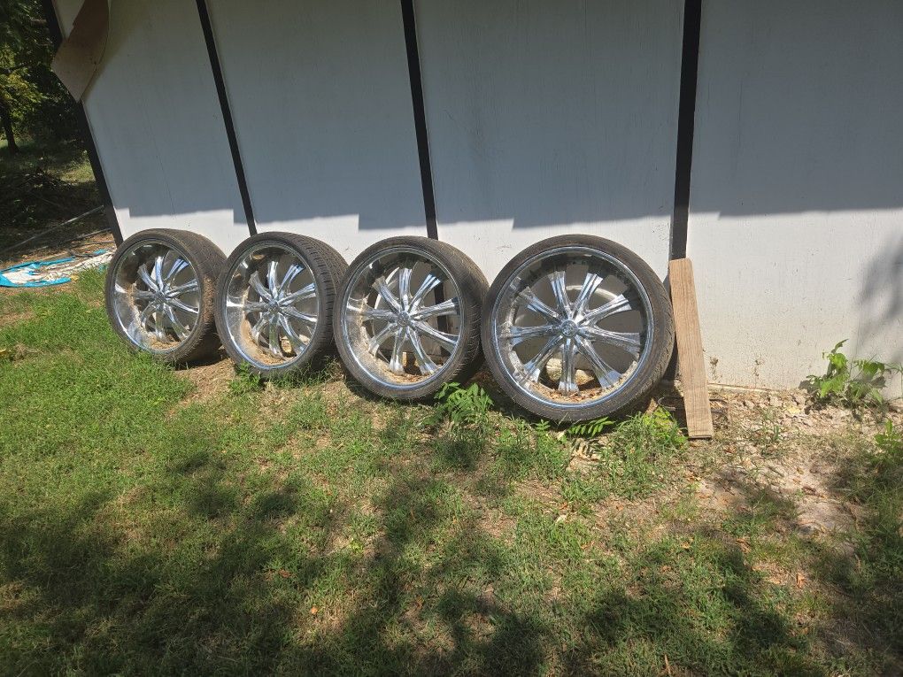 26" Wheels & Tires 6 hole universal