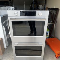 New kitchen aid Electric double wall oven