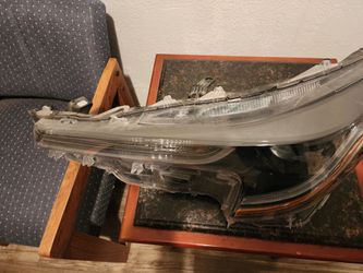 Headlights LH Toyota corolla 2025$100