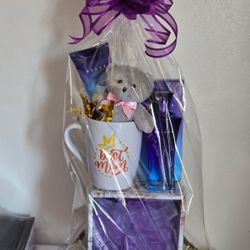Mother's Day Gift Basket Lotion And Perfume 