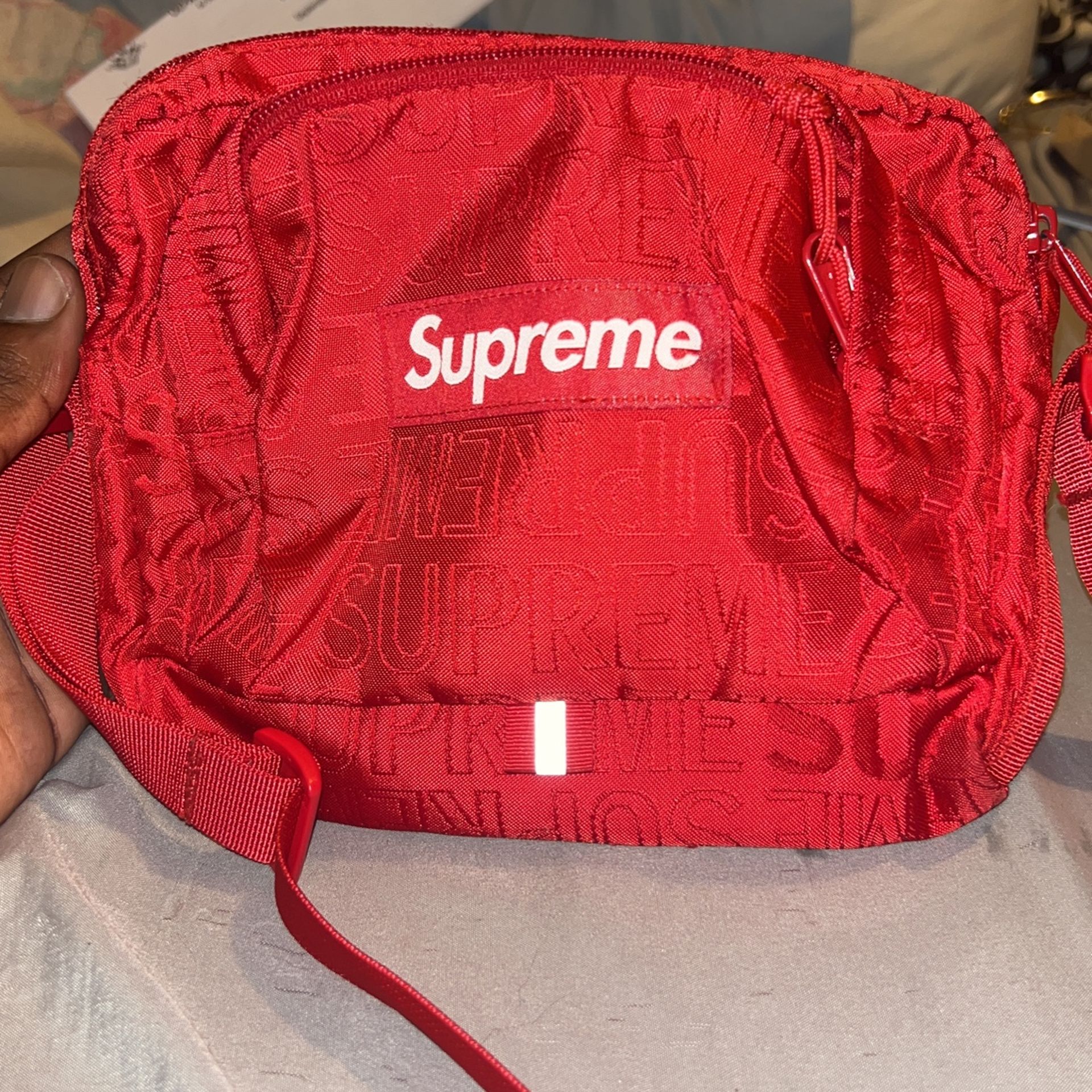 Supreme SS19 Shoulder Bag