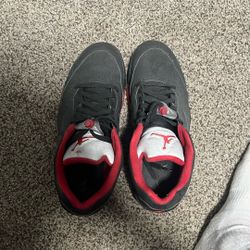 Lightly Worn Jordan’s Men’s Size 10.5