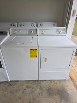 CLEAN Speed Queen Commercial Heavy Duty Washer and Dryer