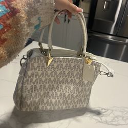 White Shoulder Bag