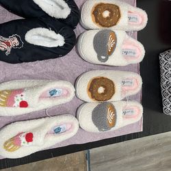 Girls slippers