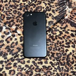iPhone 7 (Pre-owned)