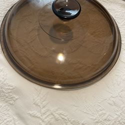 PYREX 10 3/4” Glass Amber Lid