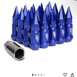 Blue Spiked 4 Inch Lugnuts