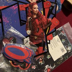 Free Decendents Girl Party Decorations 