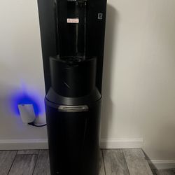 Water Dispenser 