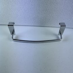Over-the-cabinet Towel Holder