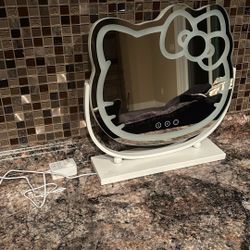 Hello Kitty Mirror