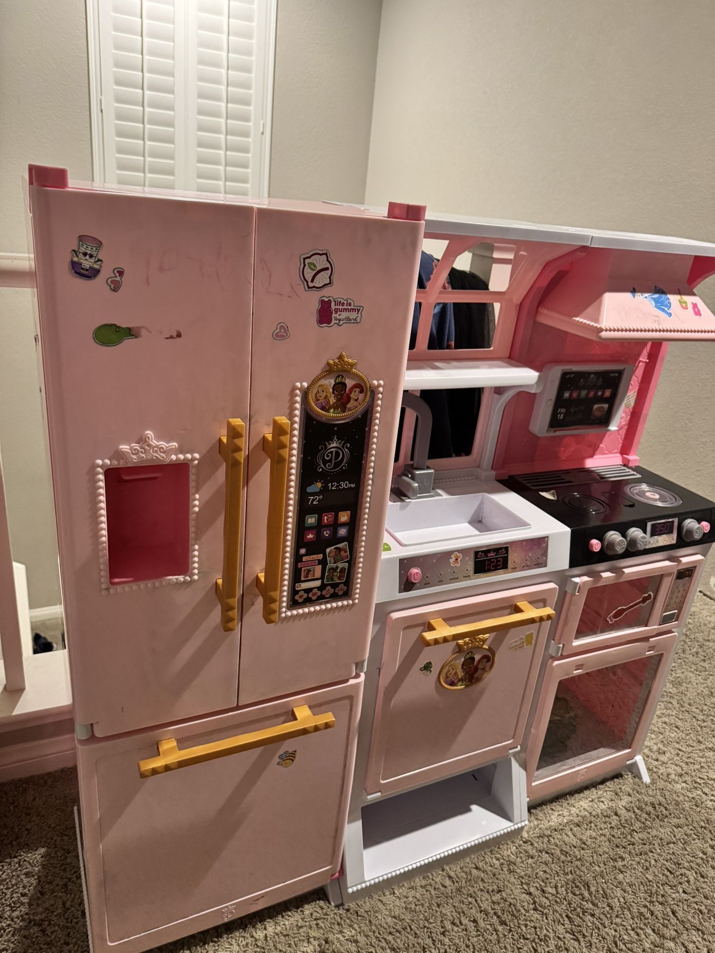 Barbie Kitchen