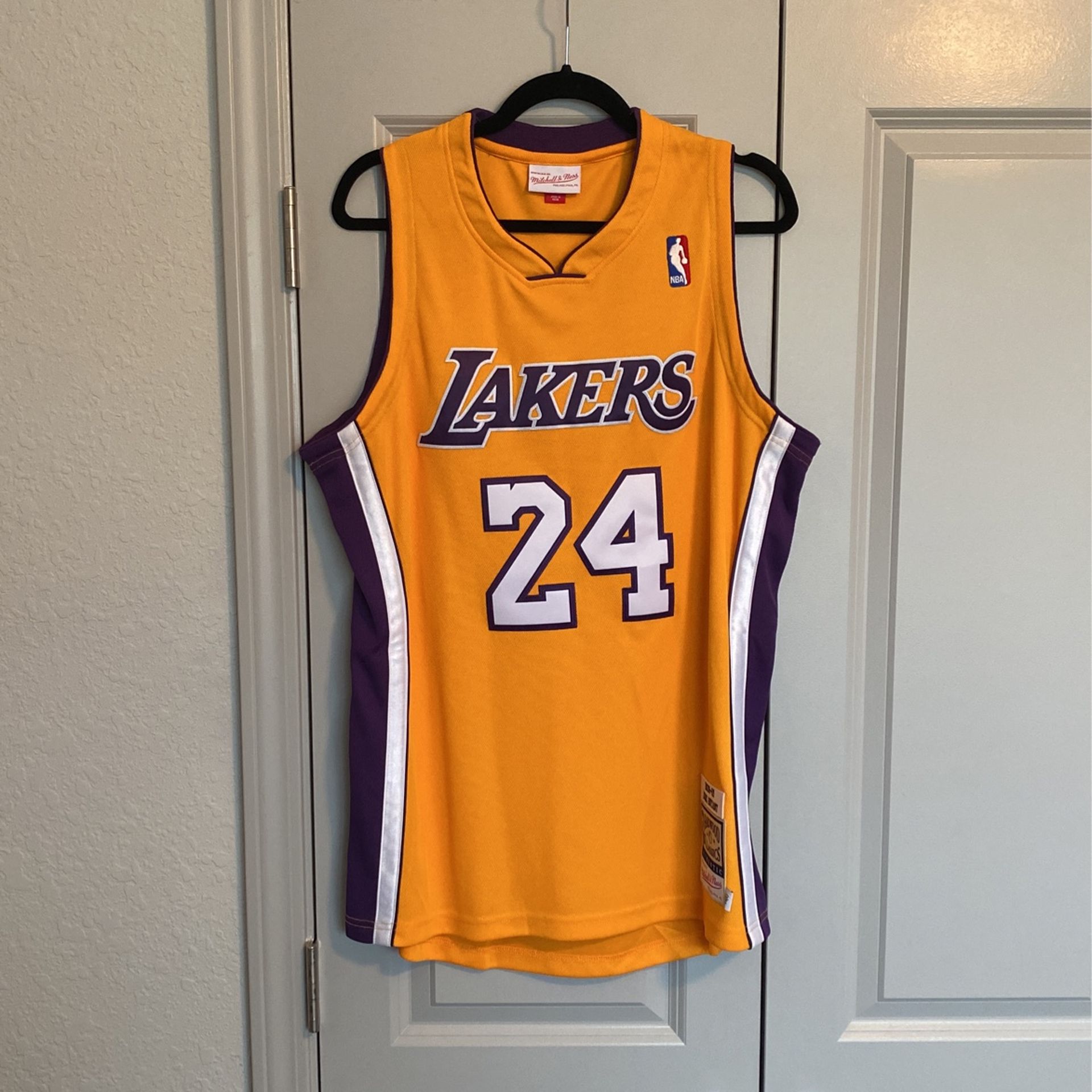 Mitchell & Ness Kobe Bryant Photo Tee