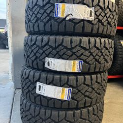 Lt 275 65 18   Goodyear wrangler duratrac