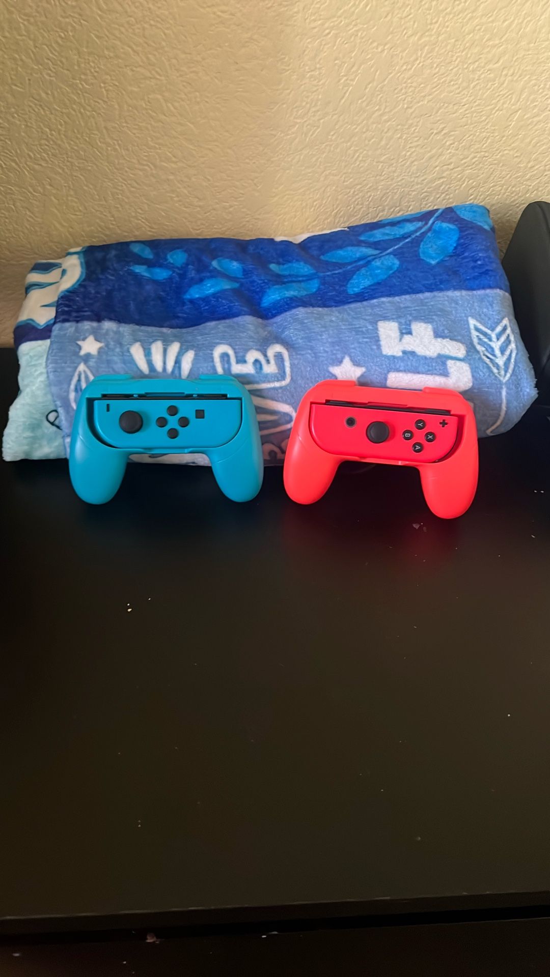 switch controller holders nintendo