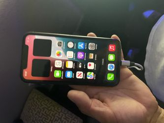 iPhone XR unlocked (any carrier)