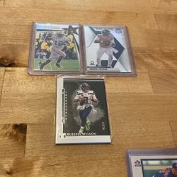 Russell Wilson Football Cards (3)