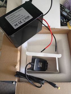 24v 10400mAh Lithium-ion Battery w/ Charger