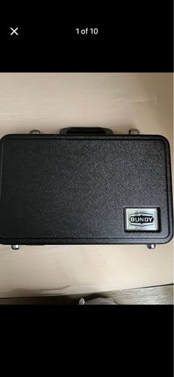 Bundy Clarinet/ Case