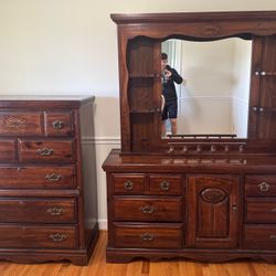Great Condition Wooden Furniture Set