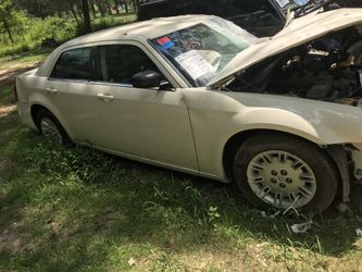 Chrysler 300 parts