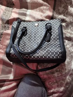 Nine West Purse (Black)