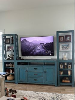 Wall unit