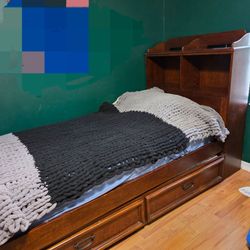 Kids Trundle Bed