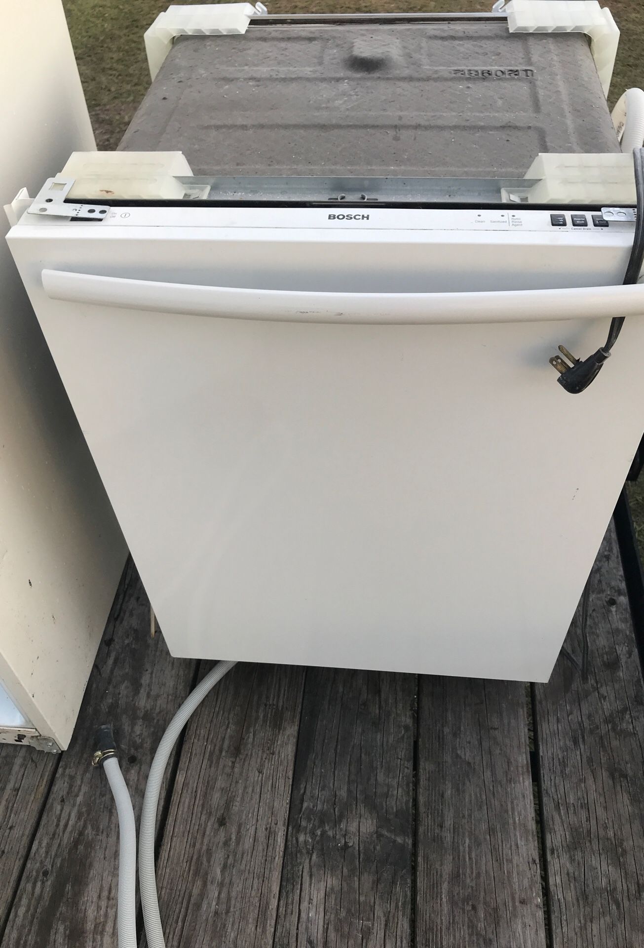 Bosch dish washer need gone ASAP and electric stove