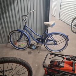 Huffy Cranbrook Cruiser