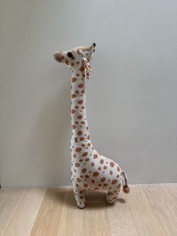 Large Giraffe Stuffed Animal Plush Toy 40” tall in excellent condition