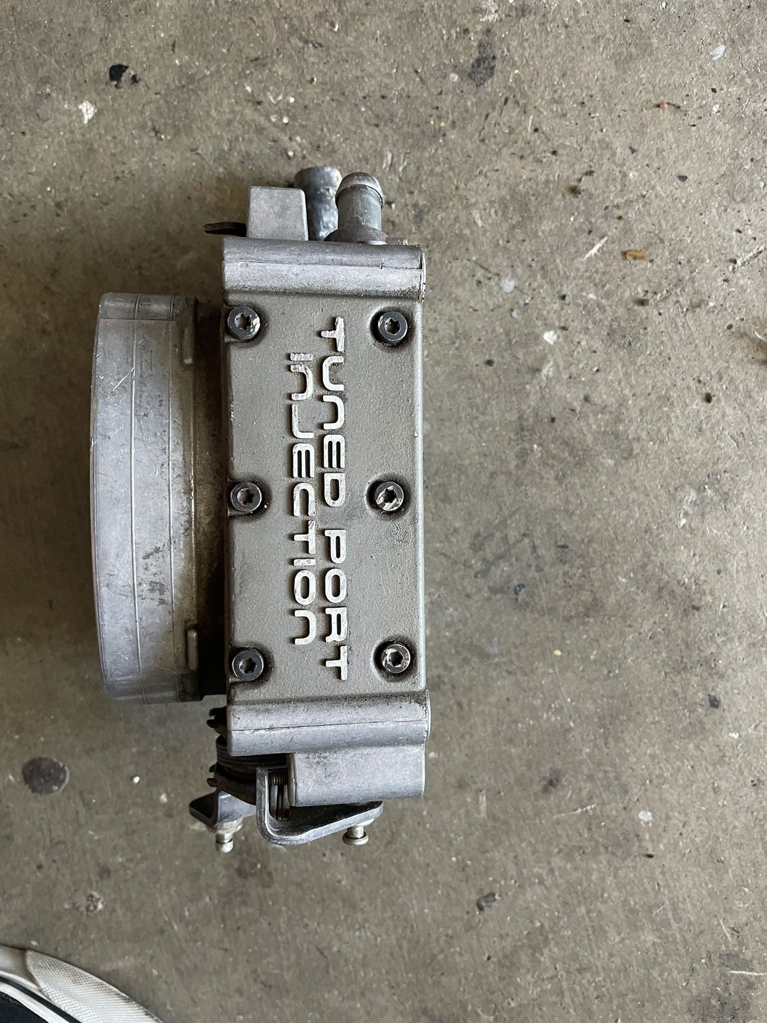 Tune Port Throttle Body