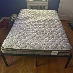 Full Size Bed With Bed Frame 