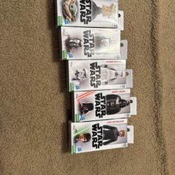 STAR WARS ACTION FIGURES 