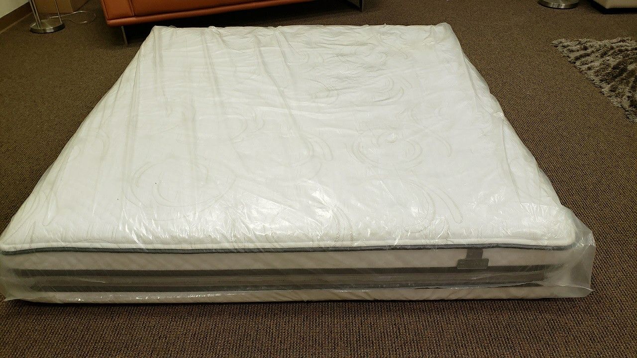 Serta iSeries Aficionado Mattress/ KING Size