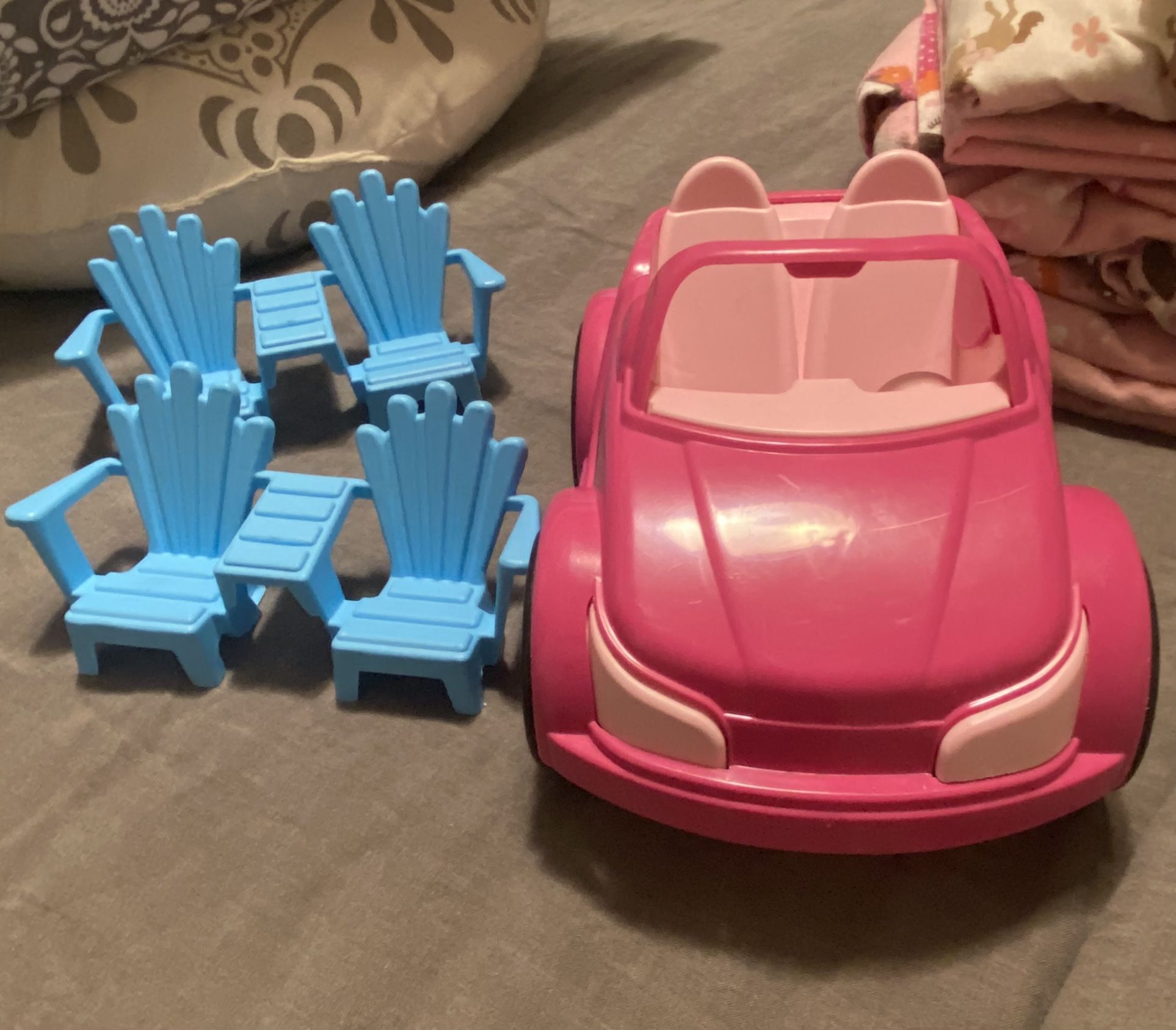 Barbie Chairs And Car 