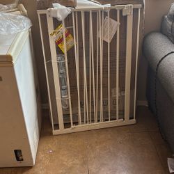 Baby Safety Gate 