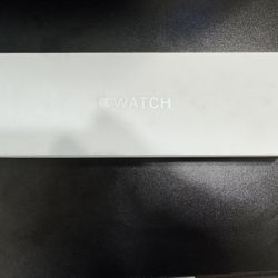 Apple Watch Series 11 42mm Silver Aluminum