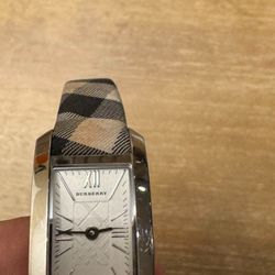 Burberry Women’s Watch  Rectangular Small 