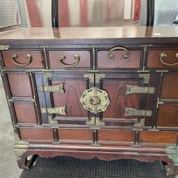 Korean Tansu Mahogany Burl Chest / Side Table