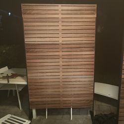 Outdoor Privacy Screen Panel 72” x 47” – Freestanding